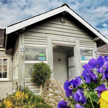 Blazing Donkey Countryside Retreat 호텔 샌드위치 외부 사진